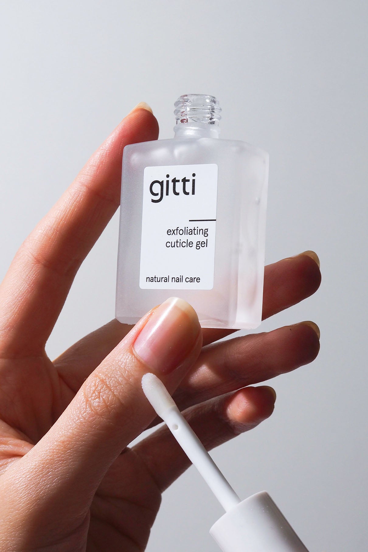 gitti Exfoliating Cuticle Gel, Nagelpflege