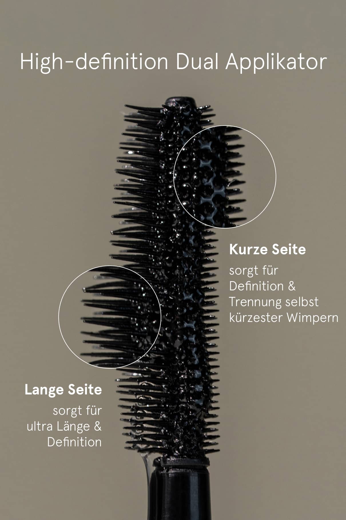 Nahaufnahme des Infinite Lash High-Definition Dual Mascara-Applikators mit beschrifteter kurzer und langer Seite. Diese schwarze Wimperntusche liefert ein demi-mattes Finish, bietet Definition & Länge mit perfekter Wimperntrennung.