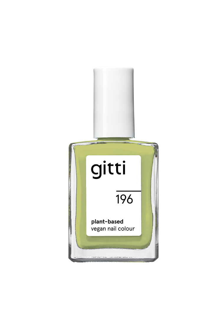 Eine Flasche gitti no. 196, eine vegane Nagelfarbe auf pflanzlicher Basis in frischem Grün, in einer durchsichtigen, rechteckigen Flasche mit weißem Verschluss.