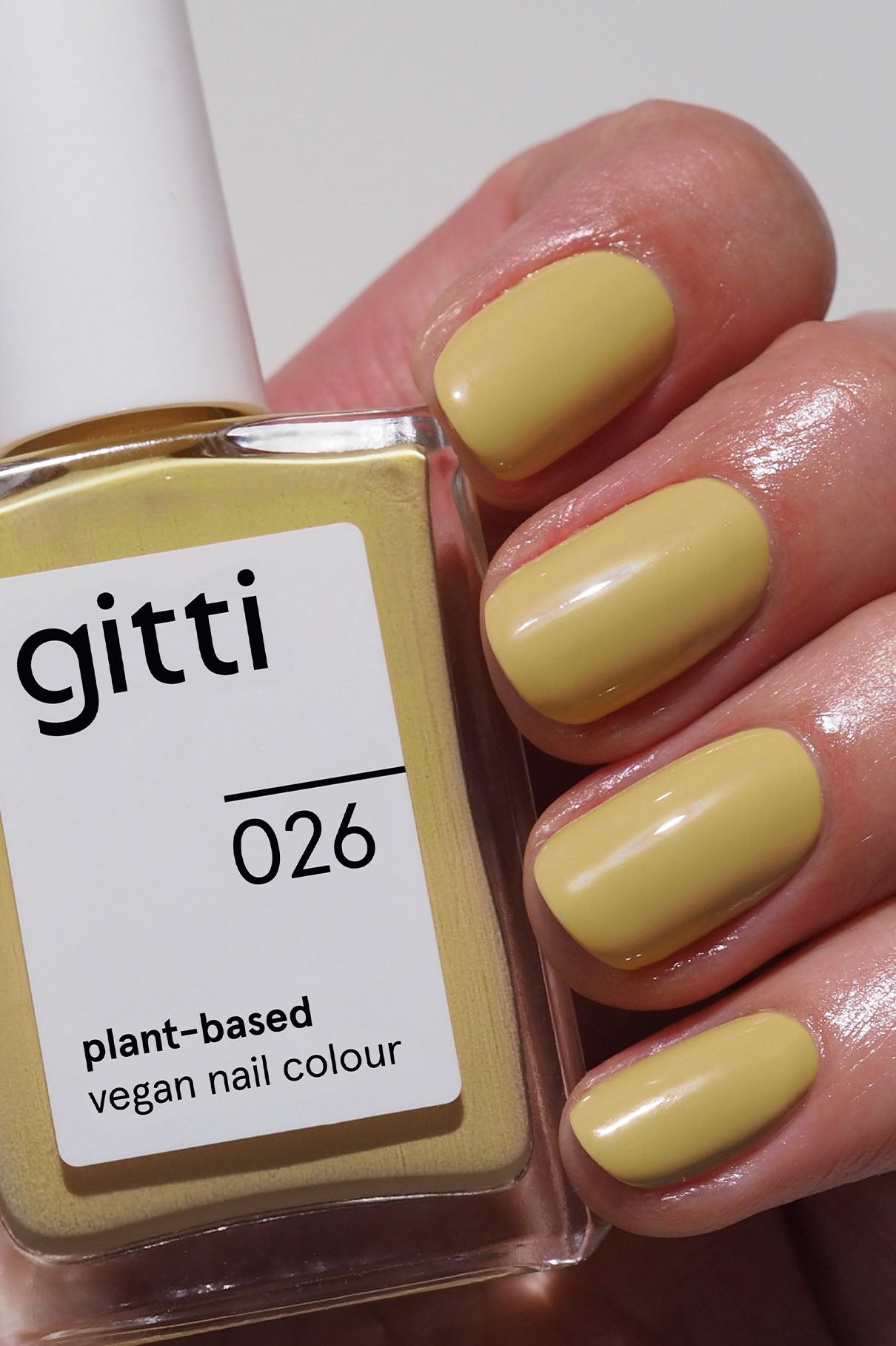gitti no. 026, Mellow Yellow Maniküre