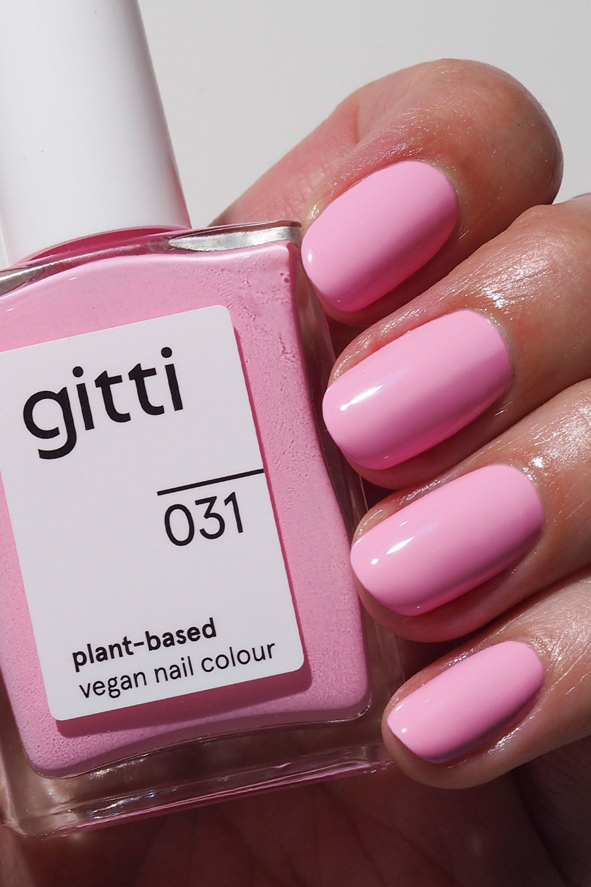 gitti no. 031, Solar Pink Maniküre