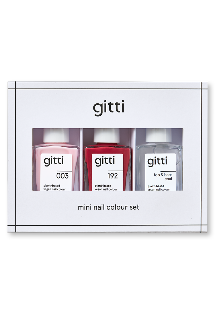 Das Mini Getaway Set enthält drei Gitti Mini-Nagelfarben - hellrosa (003), rot (192) und einen klaren Top & Base Coat - alle auf pflanzlicher Basis und vegan.