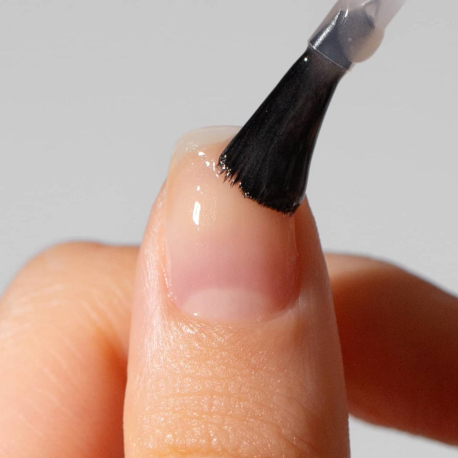 Auftrag Restoring Nail Serum