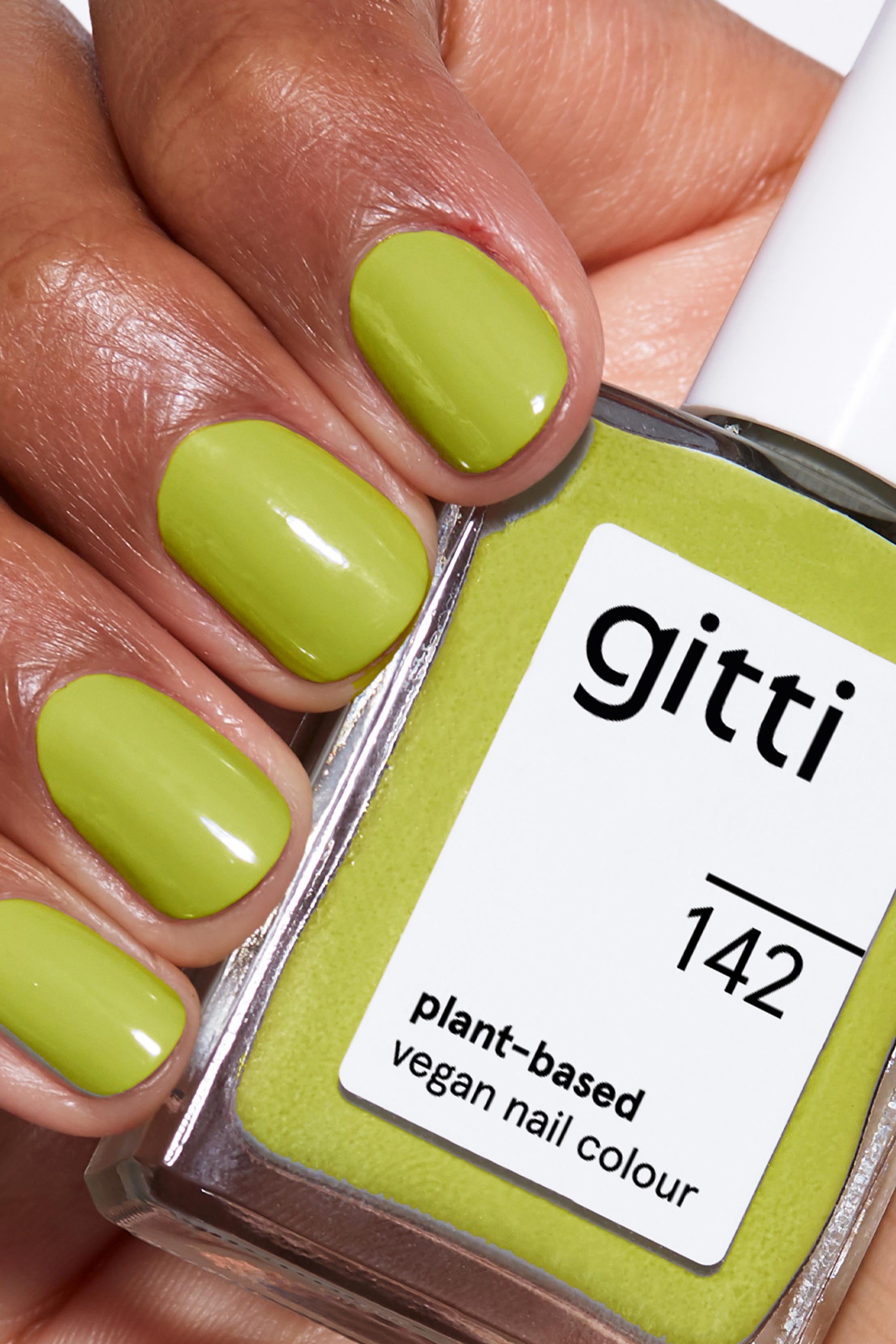 gitti no. 142 Afterglow, gelbgrün, vegan, langanhaltend, pflanzenbasierter Nagellack, Flashe, Maniküre