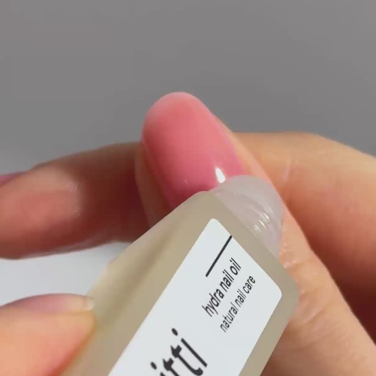 Hydra Nail Oil Anwendungsvideo