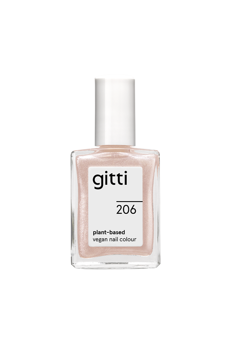 Gitti no. 206 ist eine vegane Nagelfarbe auf pflanzlicher Basis und ein Rosaton Bestseller, der in einer quadratischen Glasflasche mit weißem Verschluss und Etikett präsentiert wird.