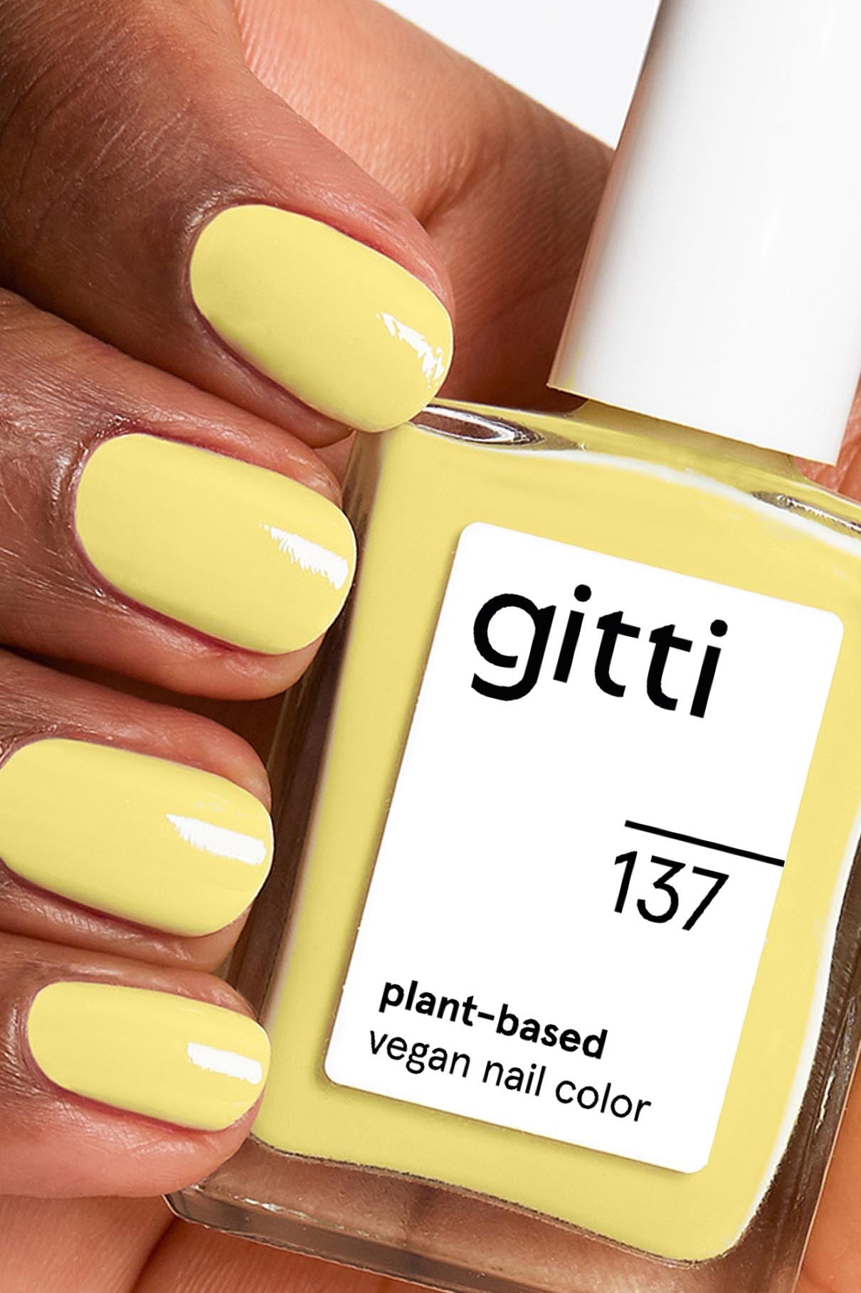 gitti no. 137 Leuchtendes Gelb, vegan, langanhaltend, pflanzenbasiert, Nagellack, Flasche, Maniküre