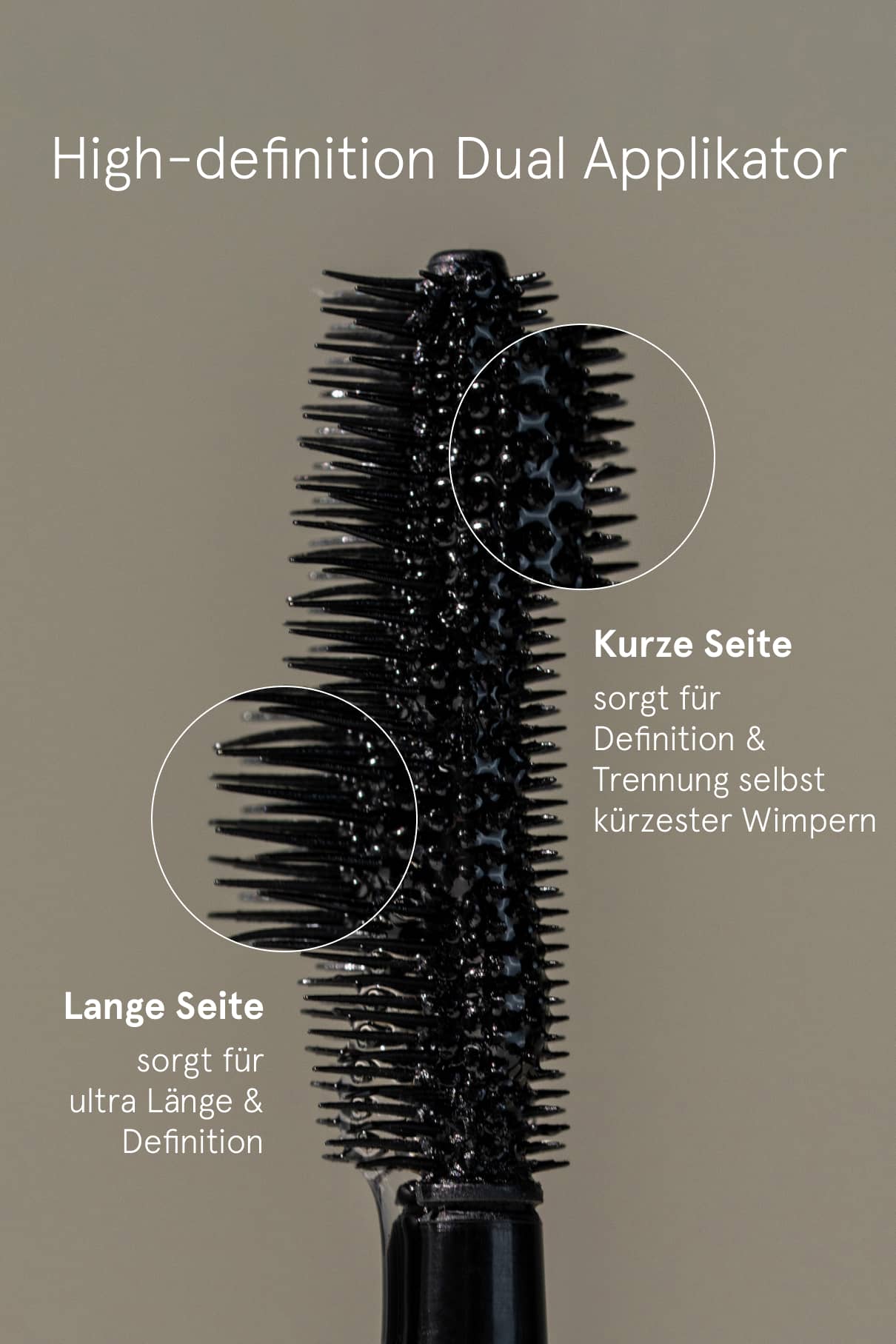 Nahaufnahme des Infinite Lash High-Definition Dual Mascara-Applikators mit beschrifteter kurzer und langer Seite. Diese schwarze Wimperntusche liefert ein demi-mattes Finish, bietet Definition & Länge mit perfekter Wimperntrennung.