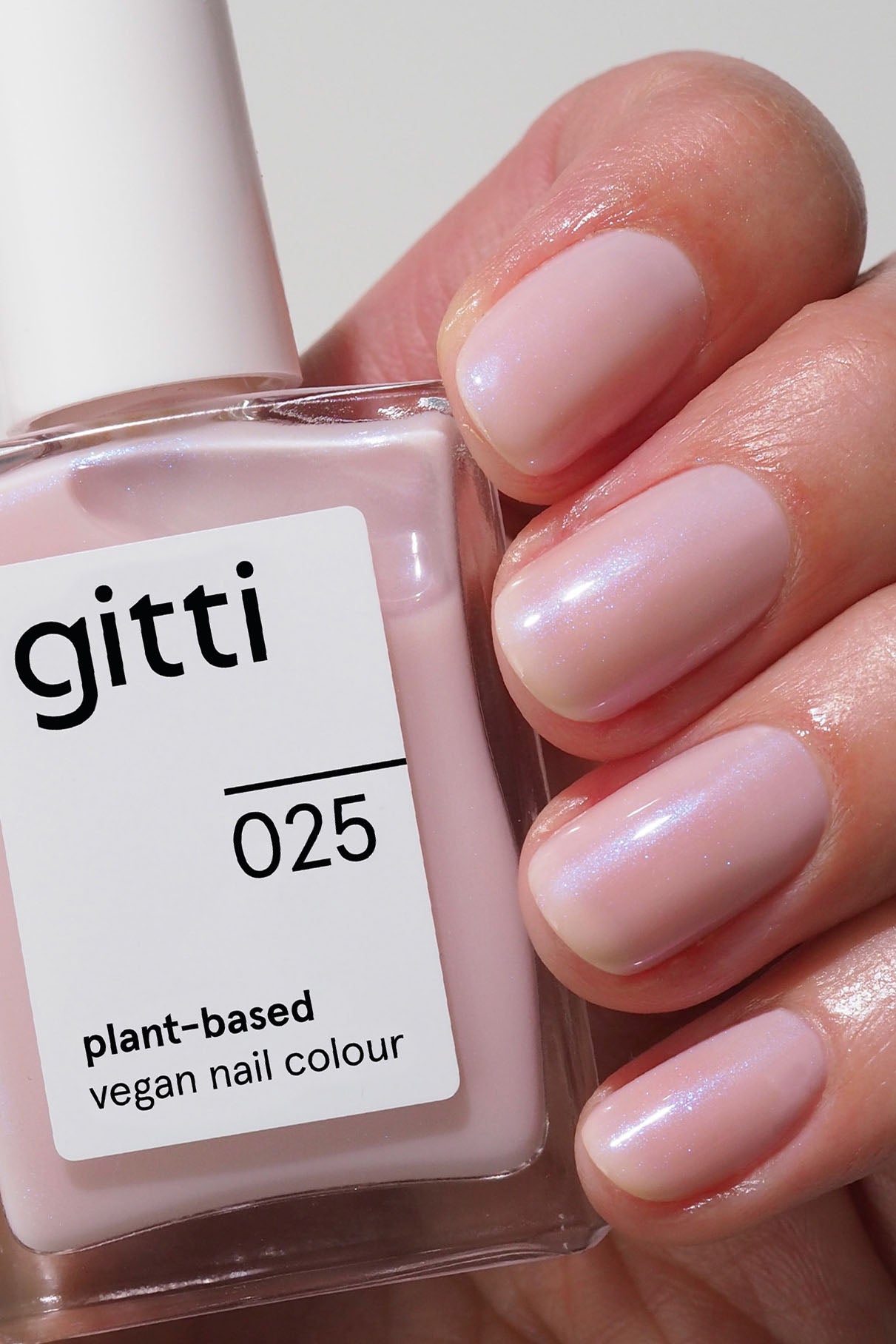 gitti no. 025, Blushing Pink Maniküre