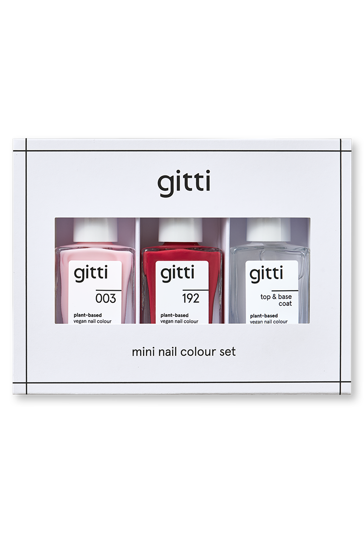 Das Mini Getaway Set enthält drei Gitti Mini-Nagelfarben - hellrosa (003), rot (192) und einen klaren Top & Base Coat - alle auf pflanzlicher Basis und vegan.